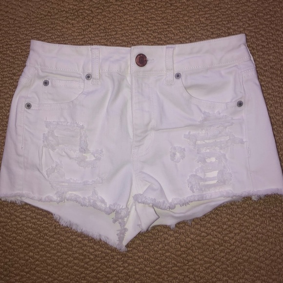 American Eagle white shorts
